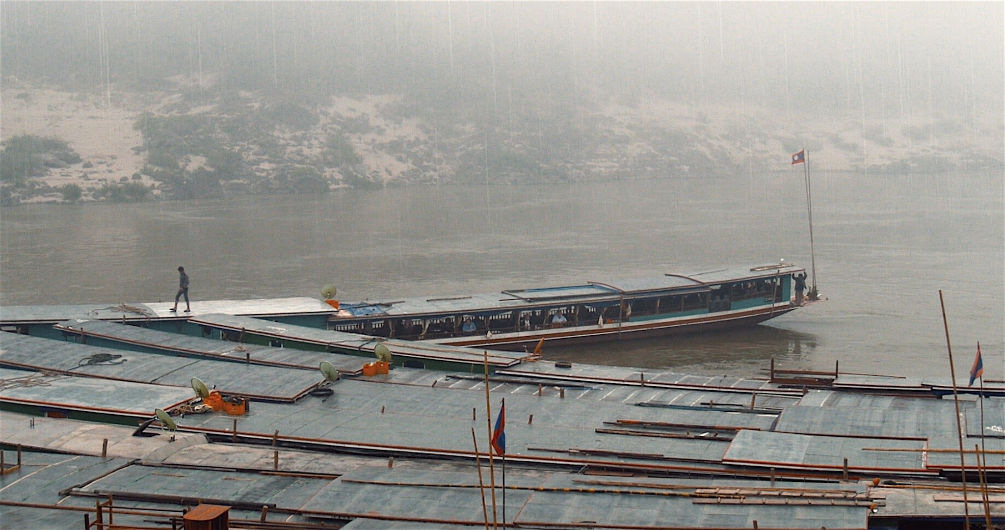 Rainy season| Jens Nagels | Alemanya | 2025 | 8’